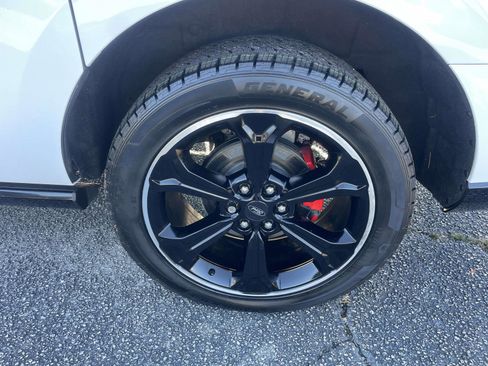 Used 2022 Ford Expedition Max Limited image 24