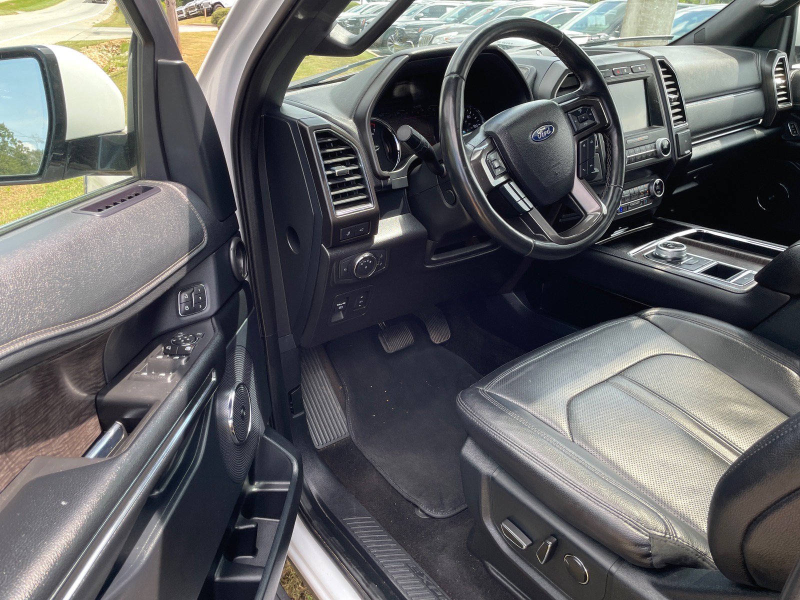 Used 2021 Ford Expedition Limited RWD image 7