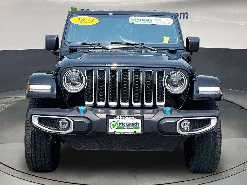 Used 2023 Jeep Wrangler Unlimited Sahara w/ Dual Top Group AWD/4WD image 2