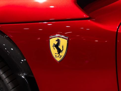 Certified 2025 Ferrari Purosangue AWD/4WD image 12