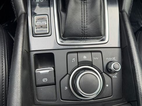 Used 2017 MAZDA MAZDA6 Touring FWD image 33