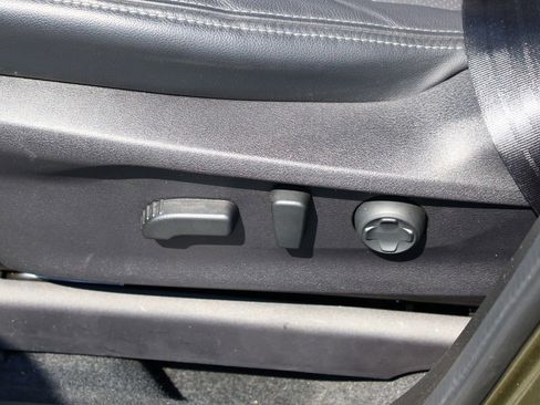 Used 2024 Subaru Ascent Limited w/ Technology Package image 19