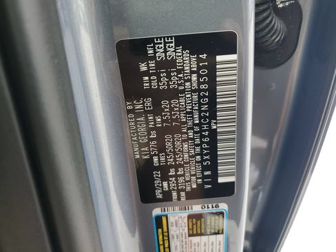 Used 2022 Kia Telluride S FWD image 31