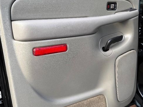 Used 2005 GMC Sierra 1500 SLT w/ Light Duty Power Package image 13