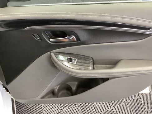 Used 2019 Chevrolet Impala LS image 23