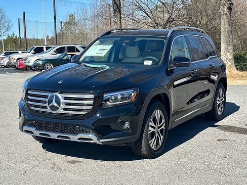 New 2026 Mercedes-Benz GLB 250 image 3