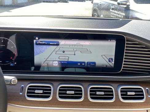 Used 2026 Mercedes-Benz GLE 350 4MATIC image 17