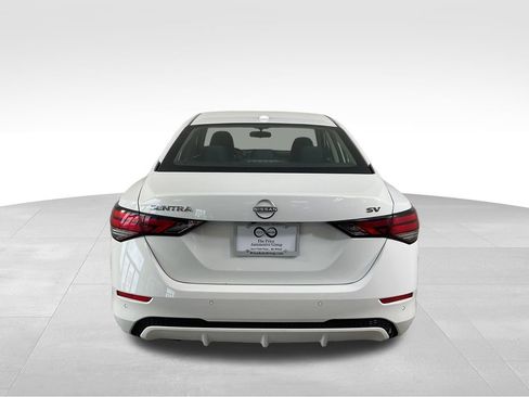 Used 2024 Nissan Sentra SV FWD image 7