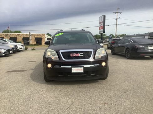 Used 2009 GMC Acadia SLE w/ Preferred Package FWD image 3