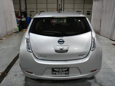 Used 2013 Nissan Leaf S w/ Charger Pkg image 5