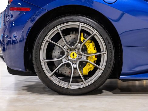 Used 2019 Ferrari 488 Spider image 30