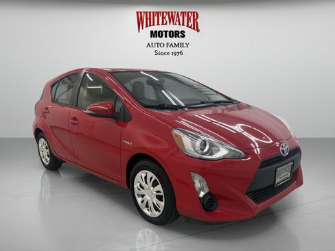 Used 2015 Toyota Prius C One FWD image 5