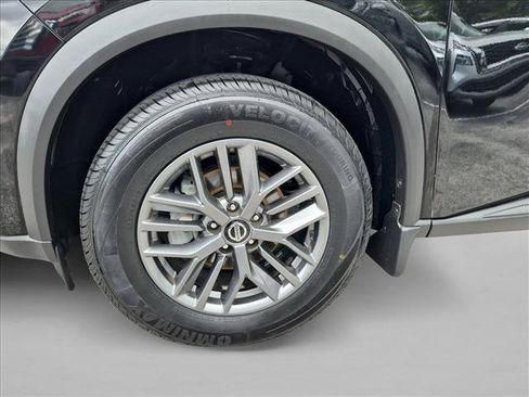 Used 2021 Nissan Rogue S FWD image 23
