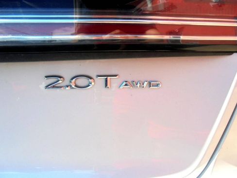 Used 2019 Lincoln Nautilus Select image 17