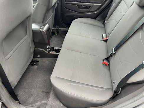 Used 2016 Ford Fiesta SE w/ Cold Weather Package image 11