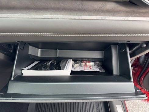 Used 2023 Ford Explorer Platinum w/ Technology Package image 40