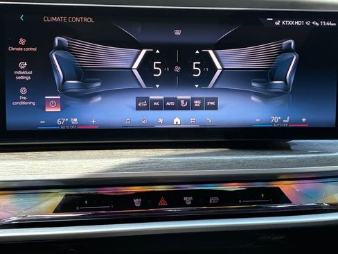 Used 2023 BMW 760i xDrive w/ Luxury Rear Seating Package image 4