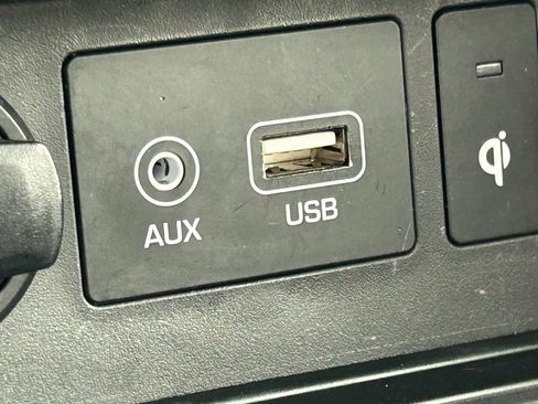 Used 2020 Hyundai Kona Limited AWD/4WD image 36
