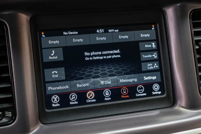 Used 2021 Dodge Charger SXT w/ Blacktop Package RWD image 31