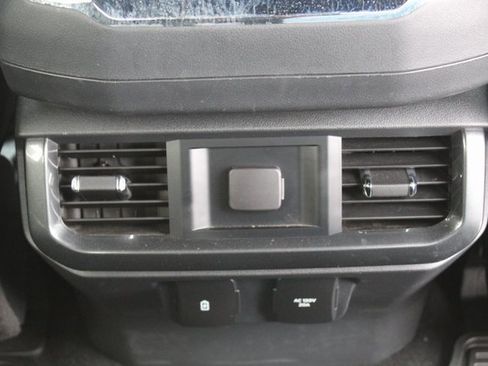 Used 2023 Ford F150 Lariat image 20