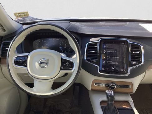 Used 2020 Volvo XC90 T6 Inscription image 9