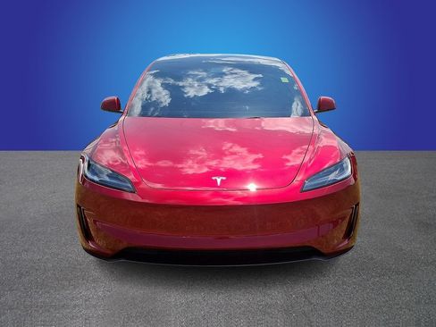 Used 2025 Tesla Model 3 Performance AWD/4WD image 2