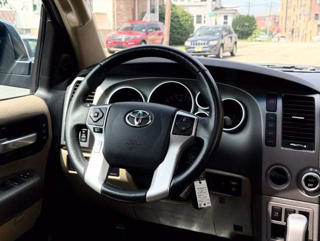 Used 2016 Toyota Sequoia Limited w/ Safety & Convenience Package AWD/4WD image 30