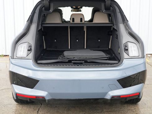 Used 2024 BMW iX xDrive50 w/ Sport Package image 9