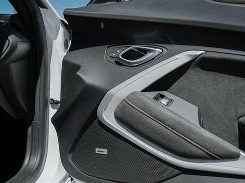 Used 2021 Chevrolet Camaro ZL1 RWD image 41
