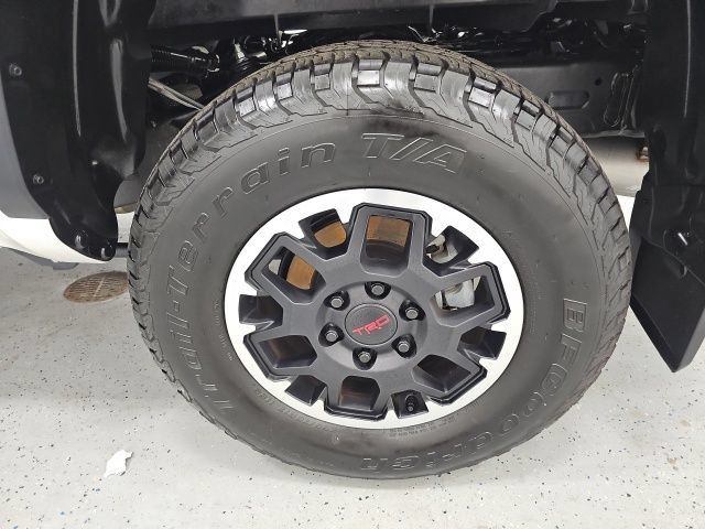 Used 2026 Toyota Tacoma TRD Off-Road AWD/4WD image 10