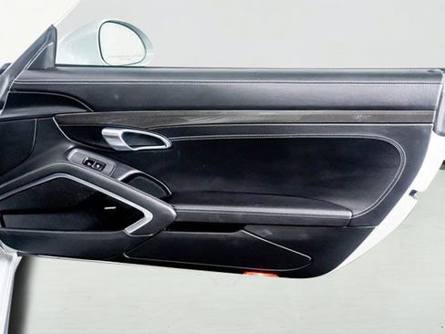 Used 2019 Porsche 911 Carrera 4S image 35