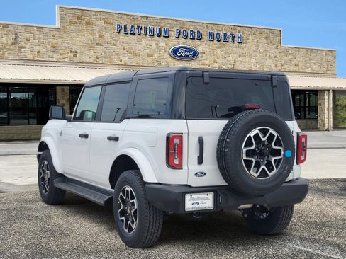 New 2026 Ford Bronco Outer Banks AWD/4WD image 4