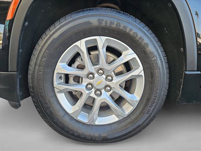 Used 2022 Chevrolet Traverse LS FWD image 23