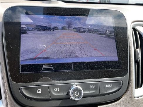 Used 2024 Chevrolet Malibu LT image 14