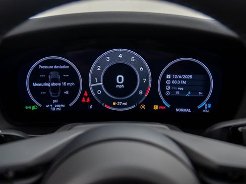 New 2026 Porsche 911 Carrera 4S image 22