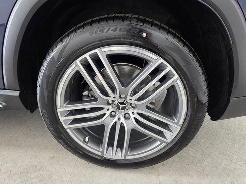 New 2026 Mercedes-Benz GLS 450 4MATIC image 14