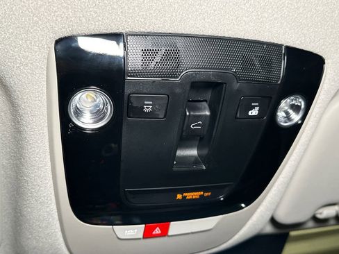 Certified 2023 Kia Niro Wave w/ Wave Preserve Package FWD image 33