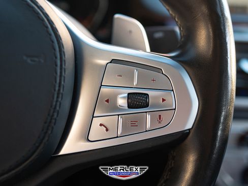 Used 2020 BMW 750i xDrive w/ Executive Package image 25