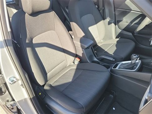 New 2026 Hyundai Venue SE image 17