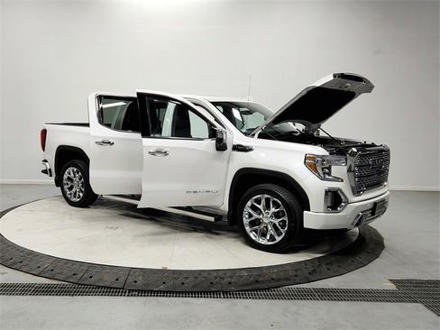 Used 2019 GMC Sierra 1500 Denali w/ Denali Ultimate Package image 9