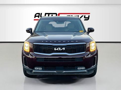 Used 2022 Kia Telluride SX w/ Towing Package FWD image 2