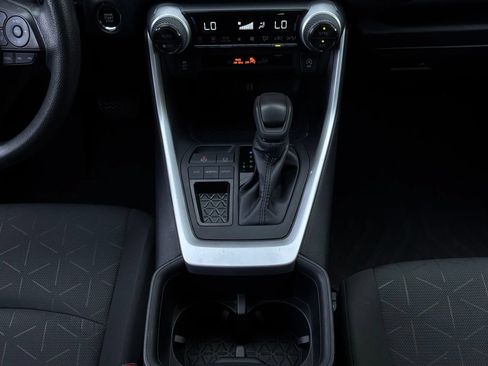 Used 2024 Toyota RAV4 XLE w/ Convenience Package FWD image 15