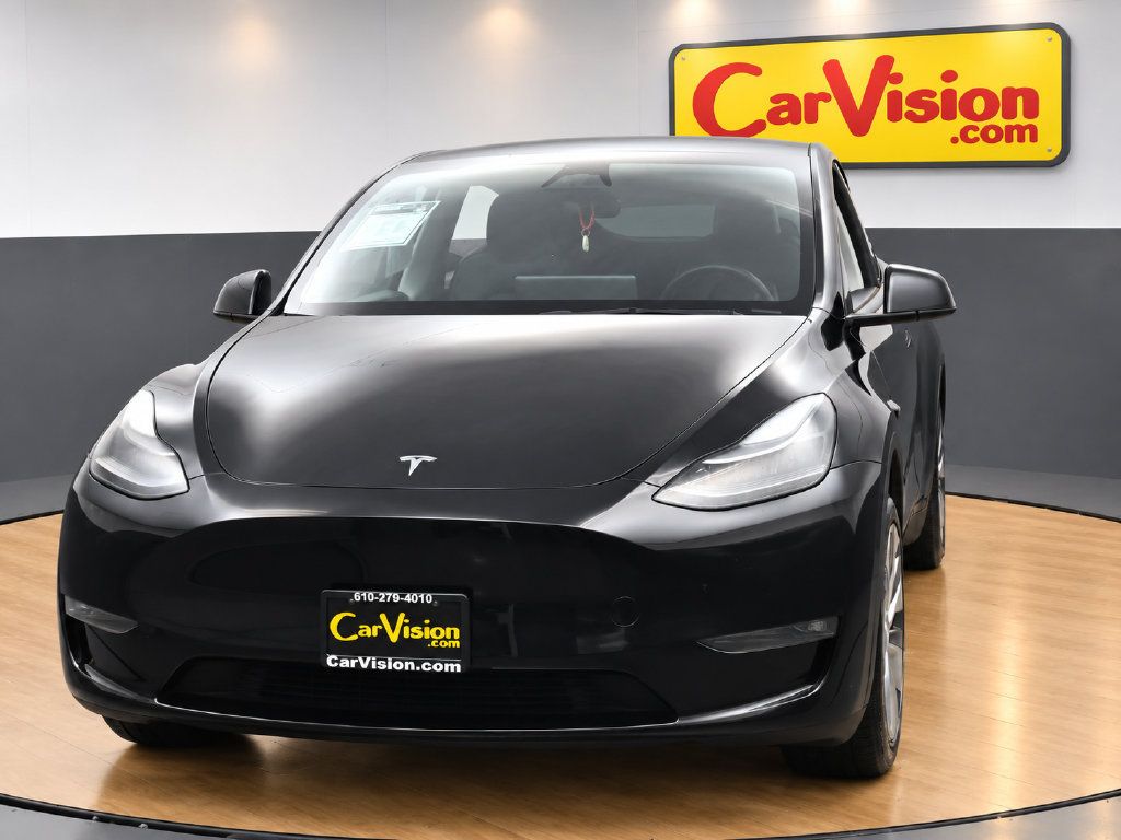Used 2023 Tesla Model Y 2WD image 5
