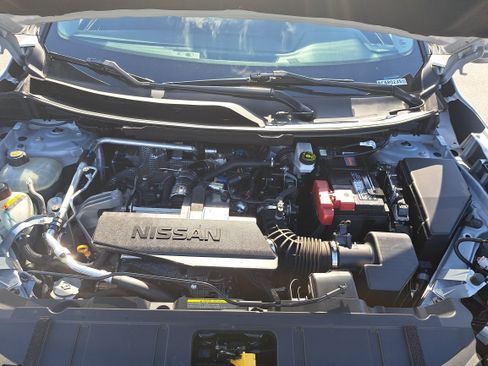 Used 2024 Nissan Rogue S AWD/4WD image 27
