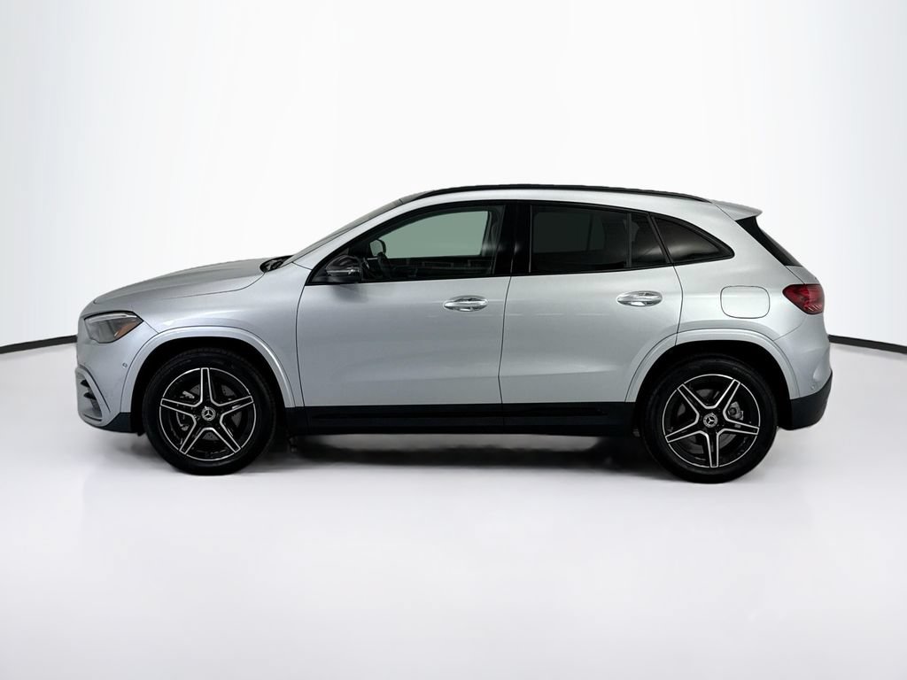 Certified 2025 Mercedes-Benz GLA 250 image 8