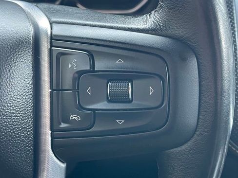 Used 2021 GMC Yukon SLT w/ SLT Premium Package image 7