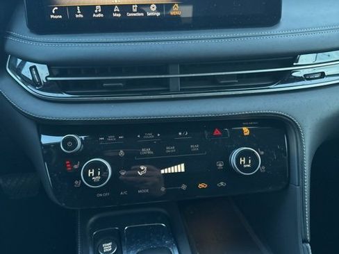 Certified 2023 INFINITI QX60 Luxe w/ Vision Package image 9