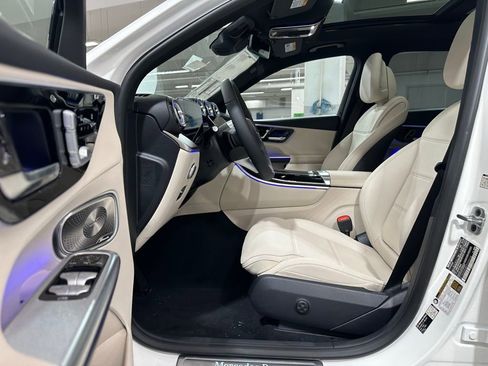 New 2026 Mercedes-Benz GLC 300 GLC 300 image 4