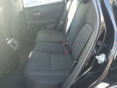 Used 2023 Honda HR-V LX image 21