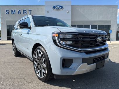 New 2026 Ford Expedition Platinum